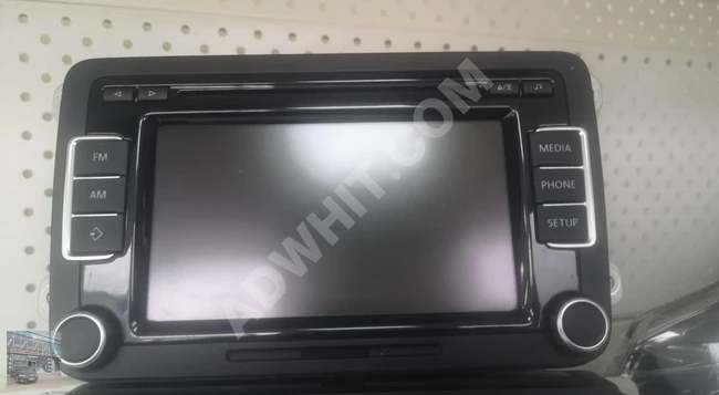 5K00035190 VOLKSWAGEN PASSAT B7 MÜZİK ÇALAR TEYP