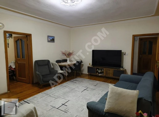 Abdurrahmangazi Mahallesinde Satılık 3 Katlı Müstakil Bina