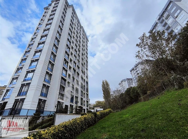 UZEMAR'DAN/KÜÇÜKÇEKMECE/İSTASYON/SATILIK (2+1 Site içinde) DAİRE