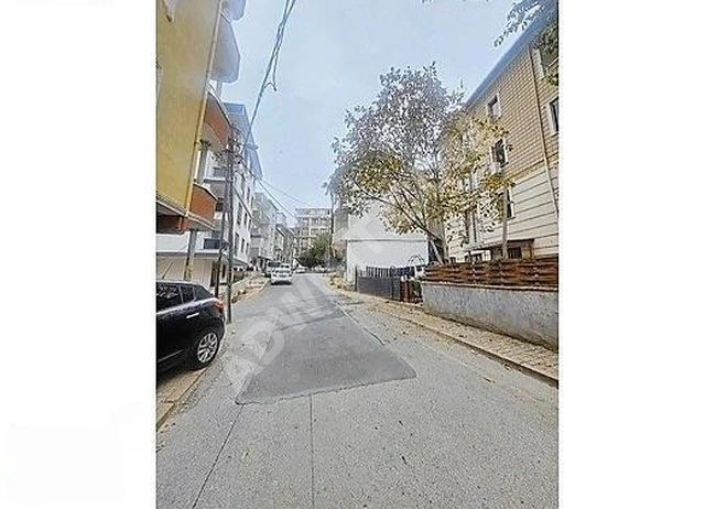 METROYA YAKIN 122M2 2 DAİRE İÇİNDE 10 DAİRE ARSA YARISI SATILIK