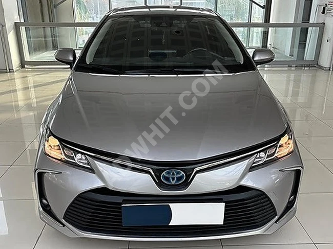2020 COROLLA 1.8 HYBRID FLAME X-PACK E-CVT-190.000 KM