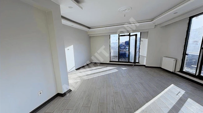 EYÜP İSLAMBEY CADDE ÜSTÜ 2 CEPHE 2+1 YENİ BİNA