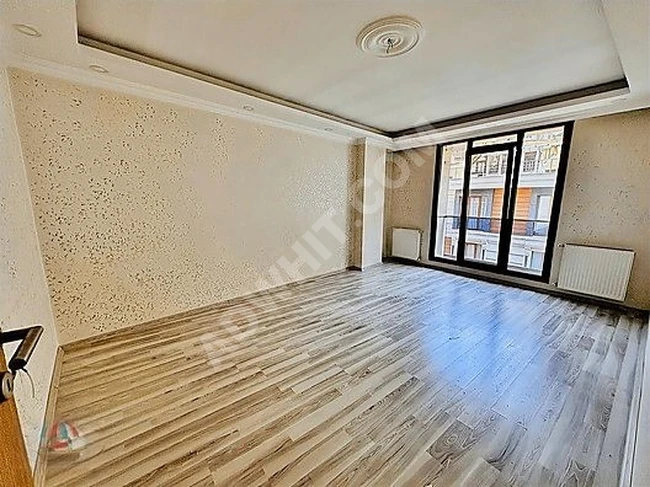 CADDE ÜSTÜ KİRACILI DUBLEKS KAPALI OTORPARKLİDIR