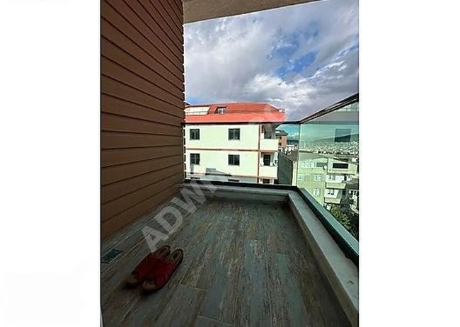 SULTANBEYLİ MEHMET AKIF MAHALLESİNDE 3+1 145M2 ÜST DUBLEX