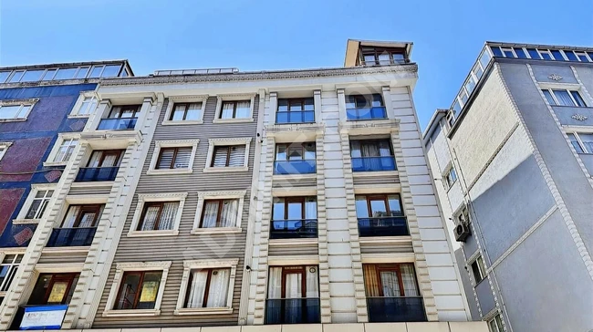 CADDE ÜSTÜ KİRACILI DUBLEKS KAPALI OTORPARKLİDIR