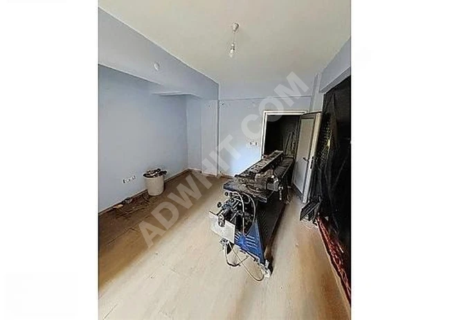 ADİL MAHALLESİNDE/100METRE/ DEPO&DÜKKAN