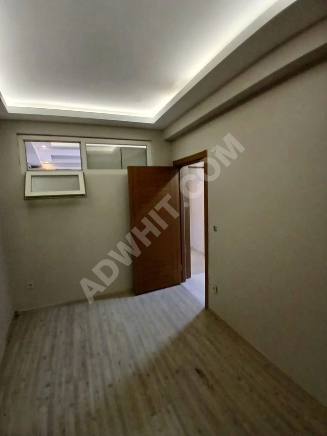 metro-Buse 12 dakika yürüme mesafesi temiz boyalı yeni binada