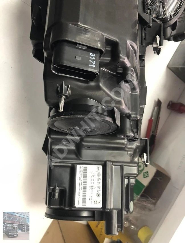 فانوس أمامي أيمن VW POLO 2011 جديد أصلي