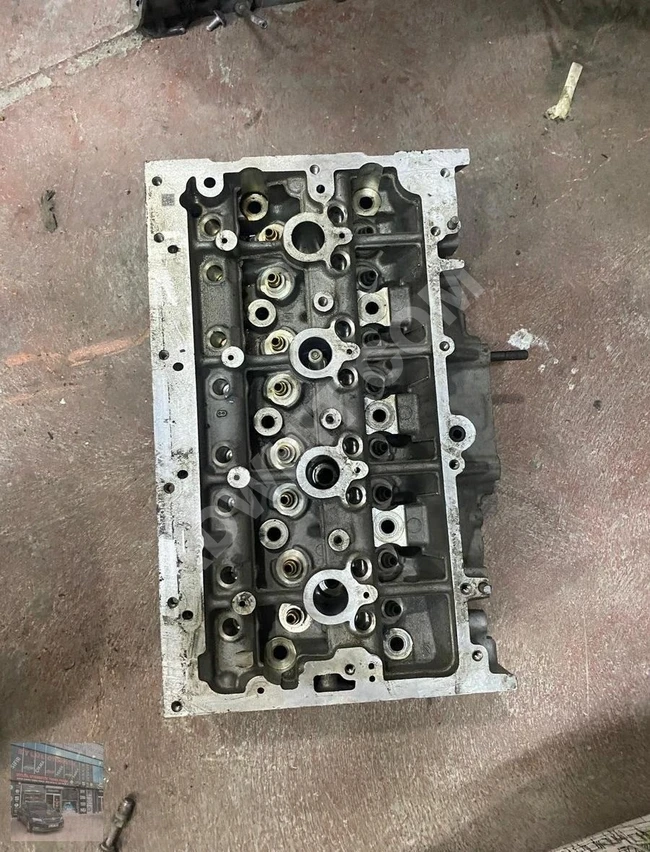 AUDİ A3 3.0 TDI SİLİNDİR KAPAĞI