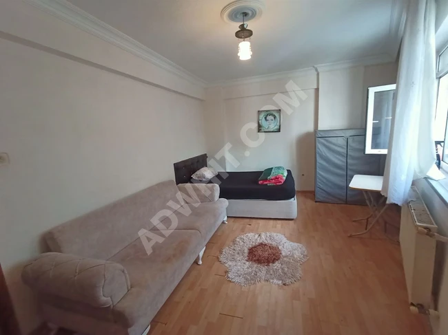 غرفة مفروشة للإيجار في وسط المدينة. شيشلي