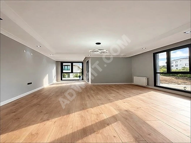 LION'DAN SAHİL MH'DE OTOPARKLI MARİNAYA KOMŞU "0" 2+1 DAİRELER !