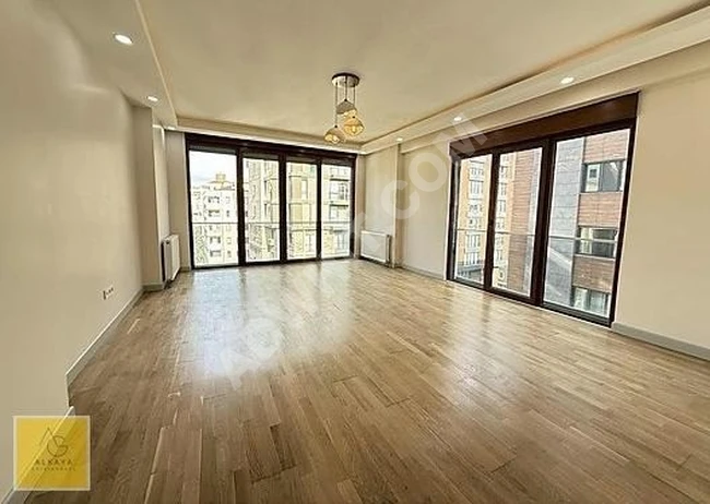 ALKAYA'DAN CADDEBOSTAN SAHİLDE SATILIK 3+1 BOŞ DAİRE 2016 YAPIMI