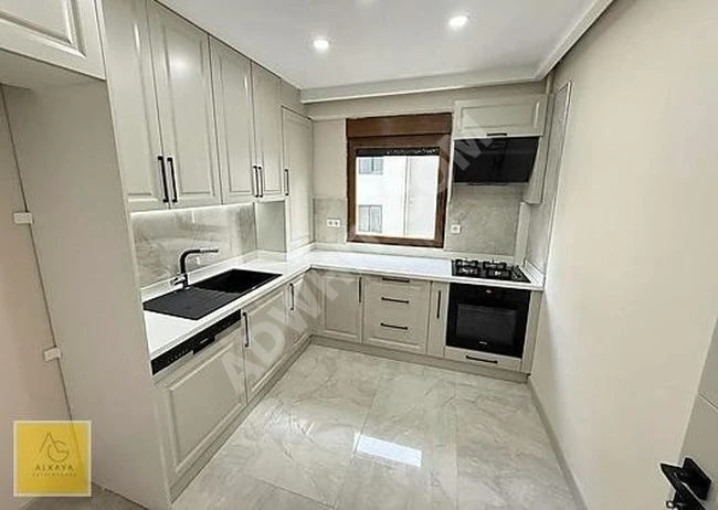 ALKAYA'DAN CADDEBOSTAN SAHİLDE SATILIK 3+1 BOŞ DAİRE 2016 YAPIMI