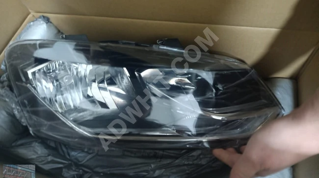 2014-2017 POLO فـار أمامي أيمن جديد