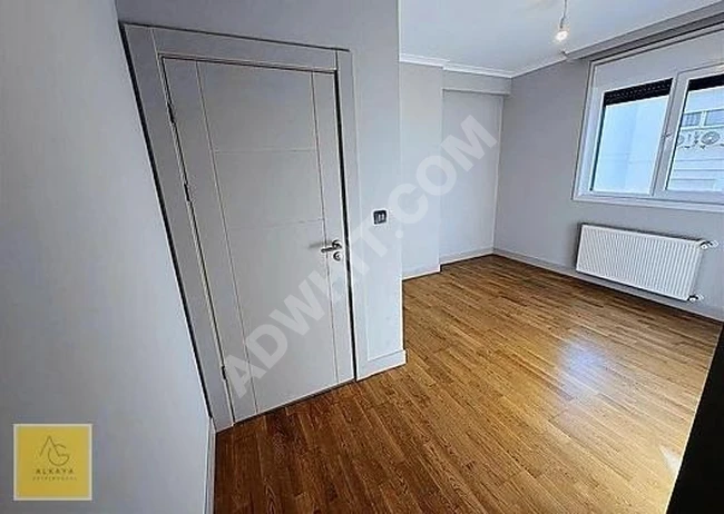 ALKAYA'DAN FENERBAHÇE SAHİLDE E.BANYOLU DENİZ MANZARALI ŞIK 2+1