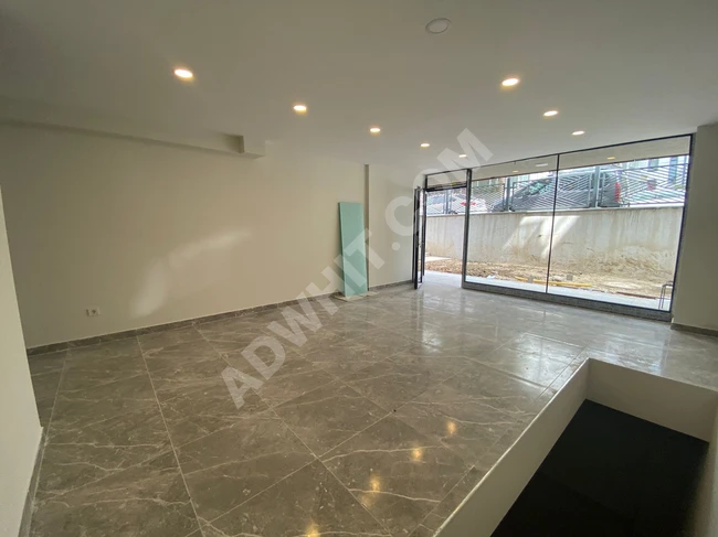 BAKIRKÖY İNCİRLİ YENİ BİNADA SATILIK İKİ KATLI DÜKKAN