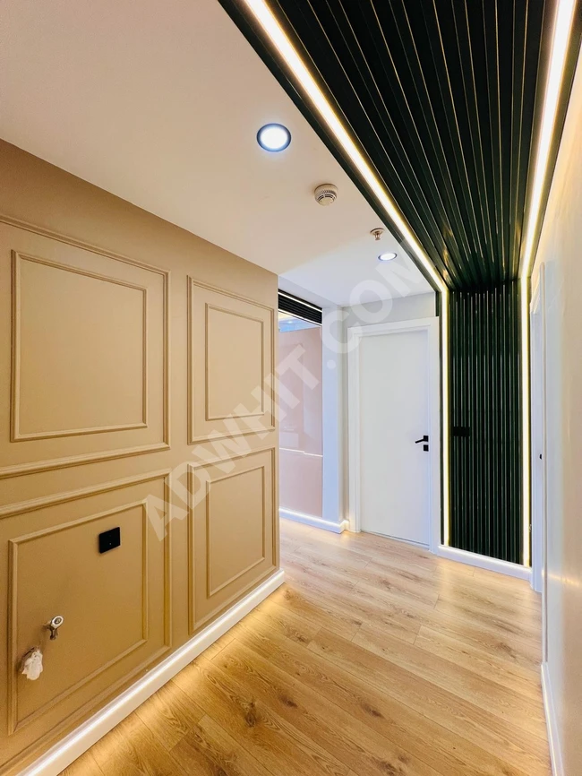 شقة بإطلالة مدينة للبيع ضمن مجمع سكني بإسطنبول بسعر مغري 