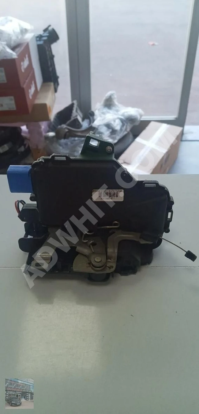 قفل باب PASSAT