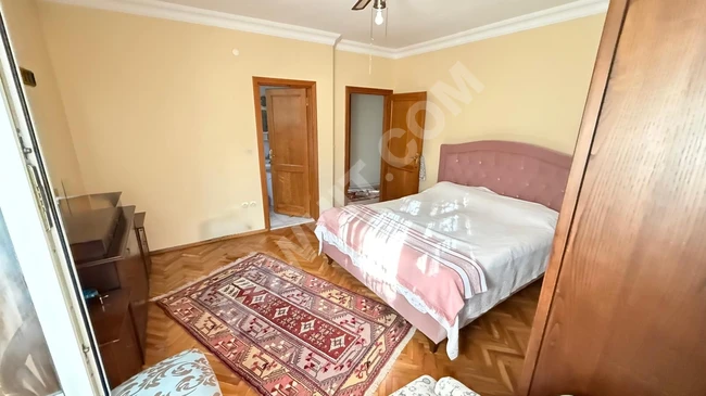 BAKIRKÖY ZUHURATBABA 3+1 SATILIK 160M2 MERKEZE YAKIN DAİRELER