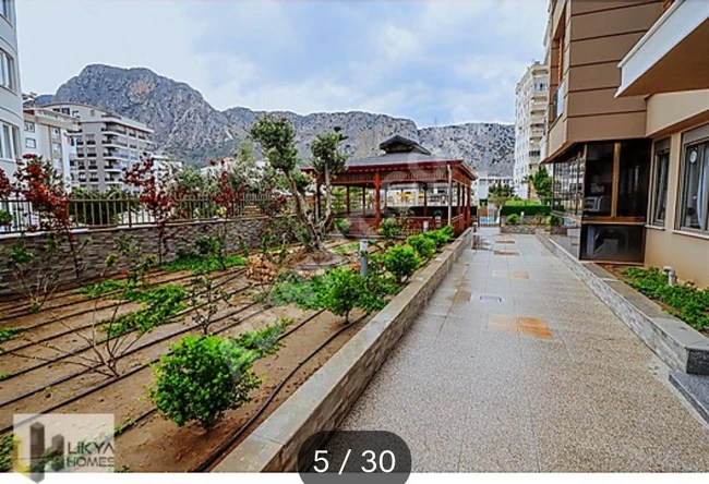 انطاليا كونيالتي - شقة فاخرة مفروشة 1+1 في مجمع متكامل للبيع