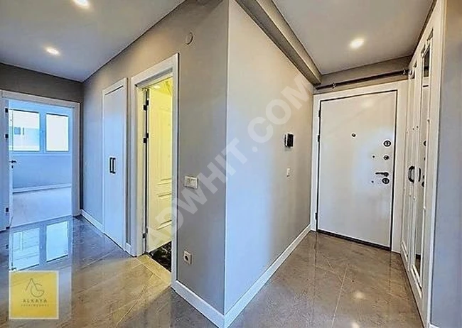 BOSTANCI SAHİL VE MARMARAY YAKINI SATILIK GENİŞ 3+1 BOŞ DAİRE