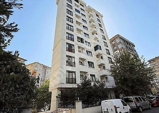 ALKAYA'DAN BOSTANCI'DA DENİZ MANZARALI DUBLEKS DAİRE ÇİFT GİRŞLİ