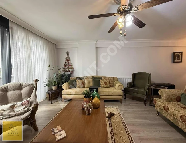 ALKAYA'DAN SUADİYE'DE SATILIK 3+1 DAİRE BALKONLU AZ KATLI BİNA