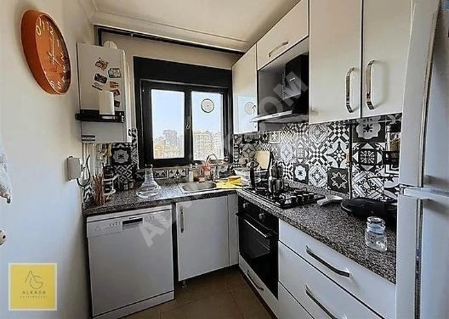 ALKAYA'DAN BOSTANCI'DA DENİZ MANZARALI DUBLEKS DAİRE ÇİFT GİRŞLİ