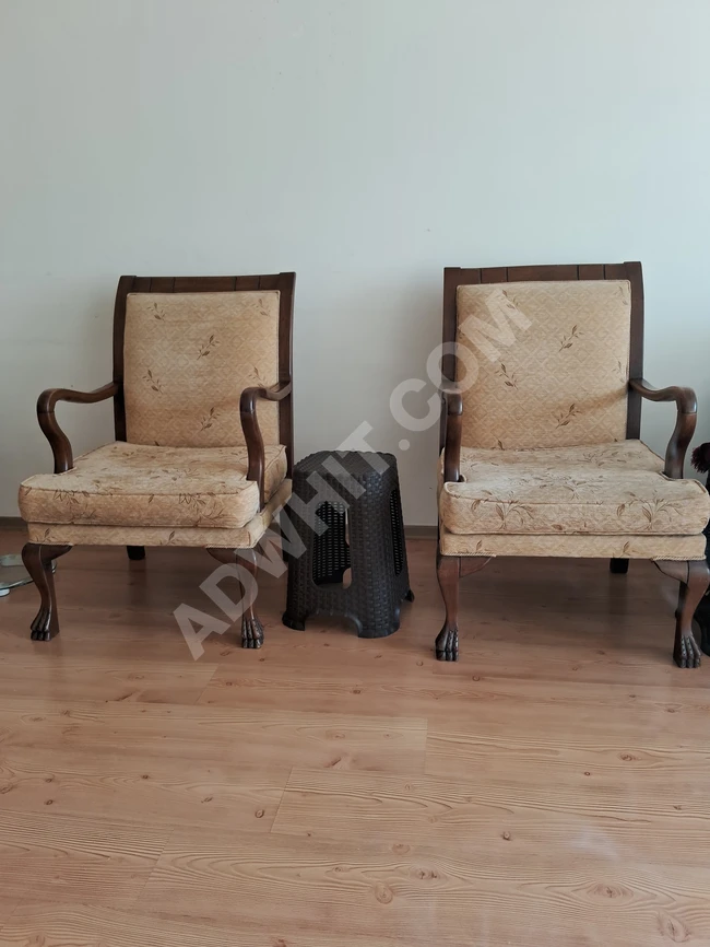 عدد 2 كنبة استقبال خشب سنديان 