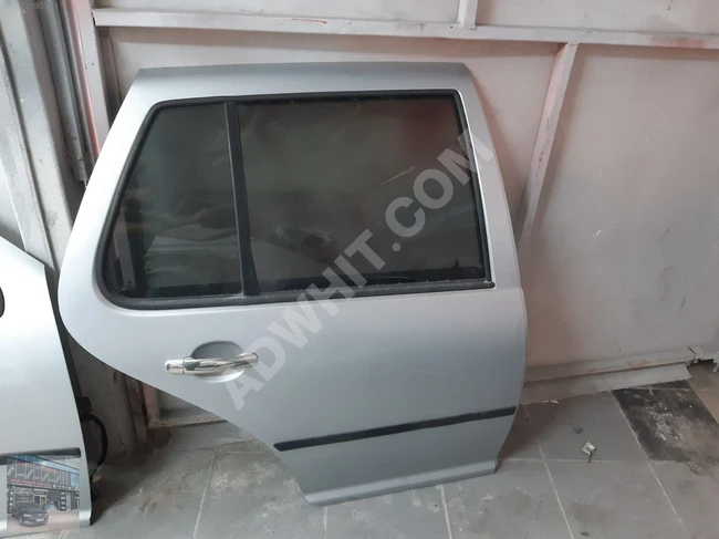4 الباب الخلفي الأيمن VOLKSWAGEN GOLF