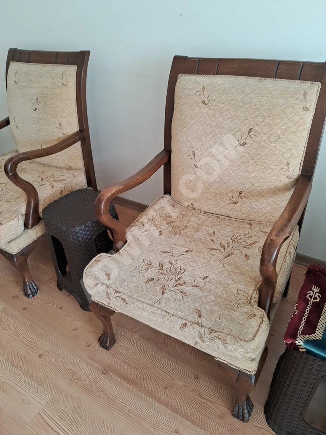 عدد 2 كنبة استقبال خشب سنديان 