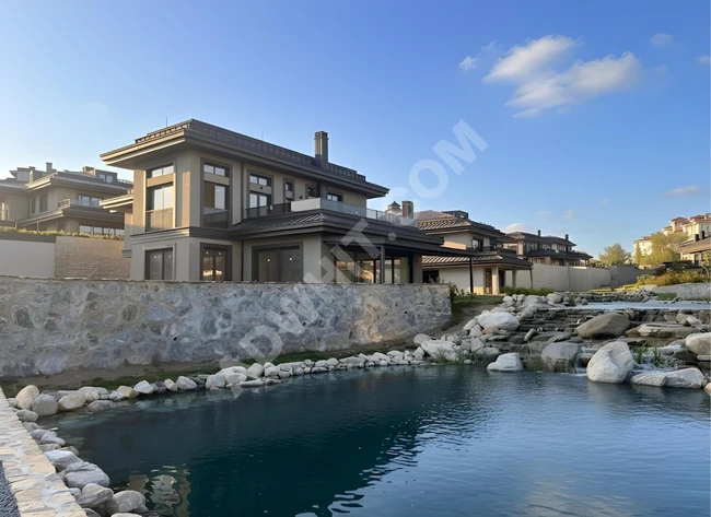 KEMER COUNTRY SU EVLERI’NDE 7+1 ULTRA LÜKS VILLA