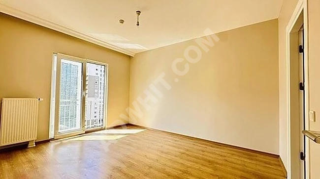 İNNOVİA2 SİTESİNDE BAKIMLI 2+1 KİRALIK HAVUZ CEPHE DAİRE