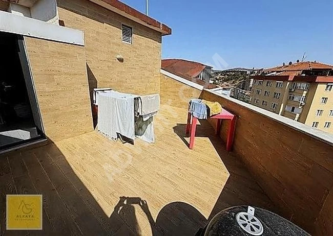 ALKAYA'DAN BOSTANCI'DA DENİZ MANZARALI DUBLEKS DAİRE ÇİFT GİRŞLİ