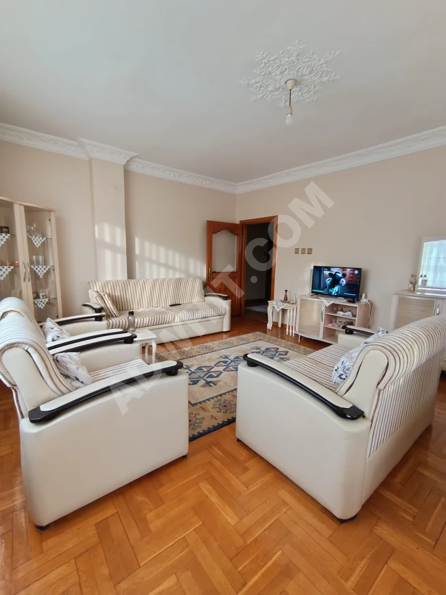 BAHÇELİEVLER SİVAYUŞPAŞA'DA 3+1 SATILIK DAİRE