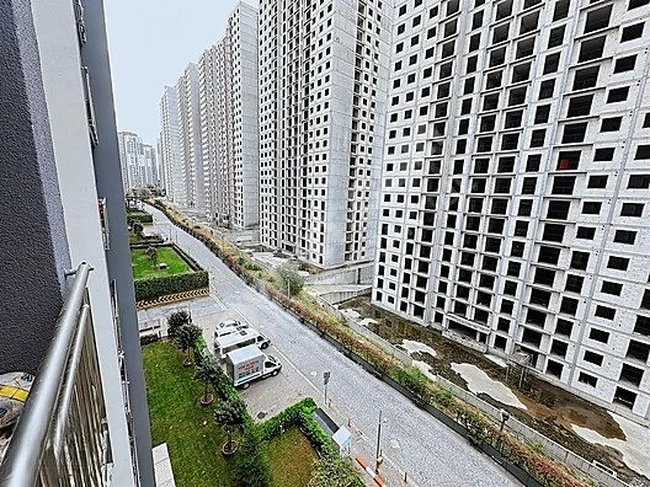 İNNOVİA3 SİTESİNDE EŞYALI KİRALIK 1+1 DAİRE