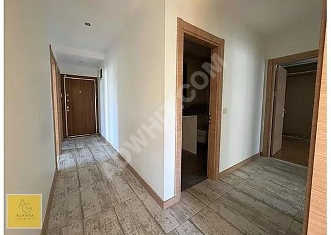 ALKAYA'DAN BOSTANCI'DA SATILIK 3+1 BALKONLU BOŞ DAİRE ARA KATTA