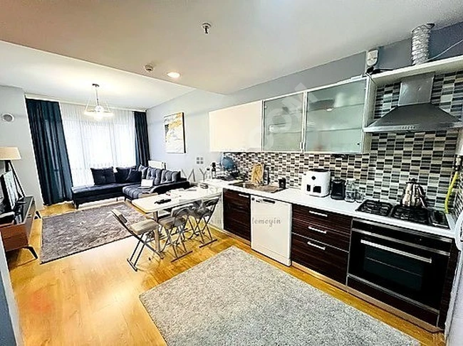 İNNOVİA 2 SİTESİ ANA HAVUZLARA BAKAN 1+1 EŞYALI SATILIK DAİRE