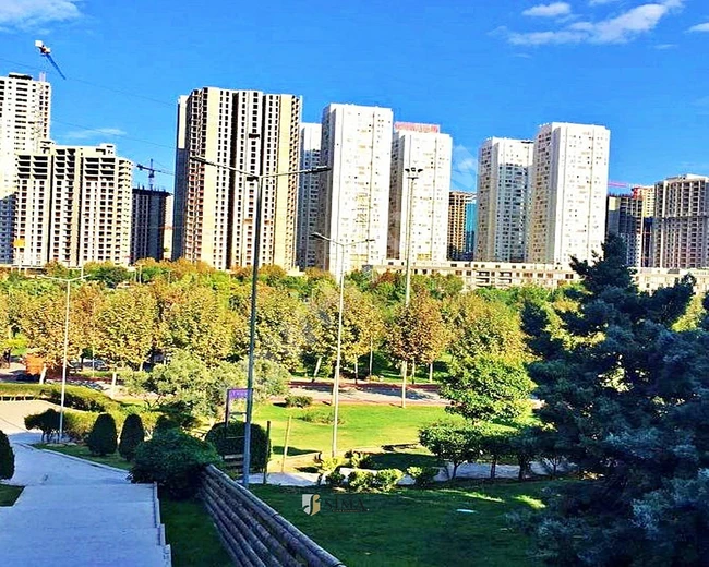 شقة 3+1 للبيع ضمن مجمع سكني قرب المتروبيس في اسطنبول بسعر مغري 