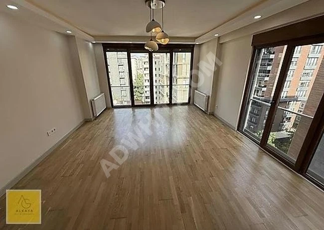 ALKAYA'DAN CADDEBOSTAN SAHİLDE SATILIK 3+1 BOŞ DAİRE 2016 YAPIMI