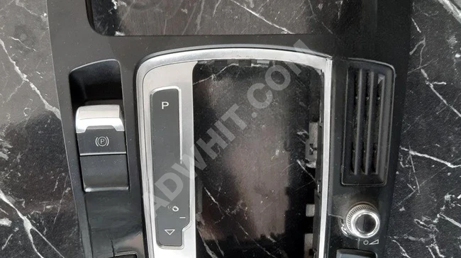 8T091961 AUDİ A5 KONTROL PANELİ
