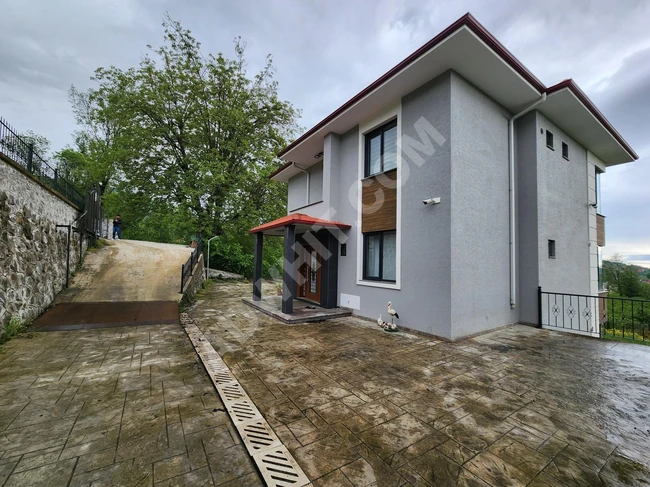 TURYAP TRABZON SATILIK LÜKS VİLLA MEYDANDANDAN 15 DAKİKA