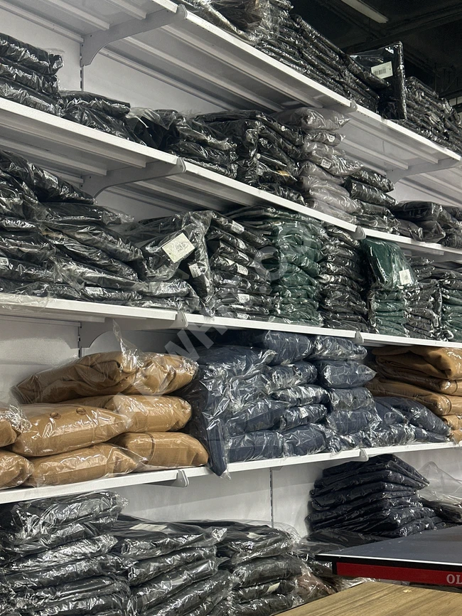 اطقم وعبايات وملابس راقية جملة حصرا