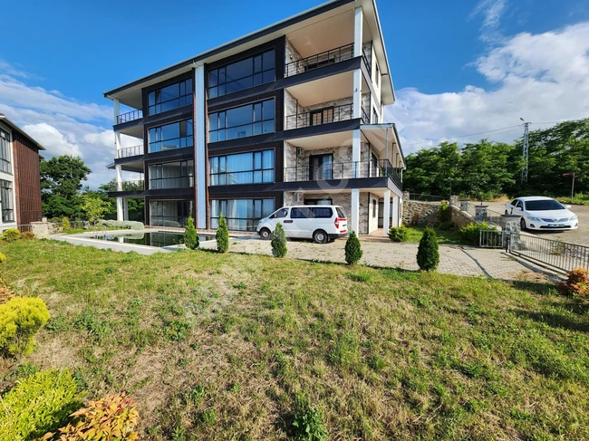 AKYAZI'DA ÖZEL BAHÇELİ MİNİ VİLLA