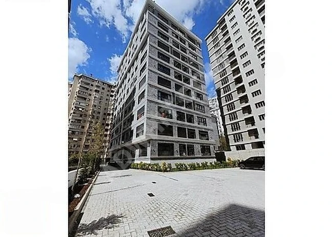 Suadiye'de Satılık 3+1 Sıfır Daire Ara Kat Balkonlu Alkaya'dan