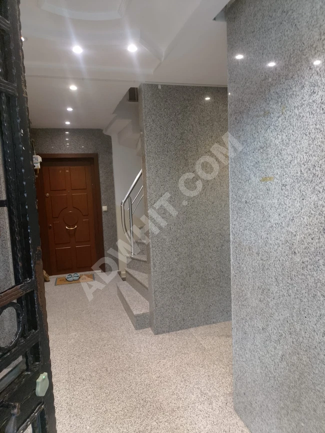 İÇERENKÖY MAGOSA SOKAKTA SATILIK 3+1 DAİRE 120 M2 NET
