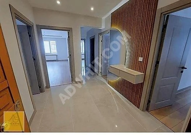 ALKAYA'DAN KOZYATAĞI'NDA SATILIK 3+1 2001 YILI YAPIMLI BOŞ DAİRE