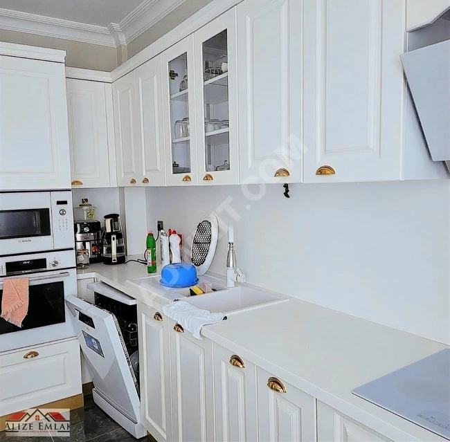 alizeden halkalıda butik sitede lüks tadilatlı