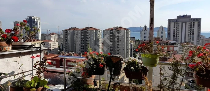 KARTAL ATALAR MAH. MERKEZİ KONUMDA DENİZ MANZARALI SATILIK 5+1