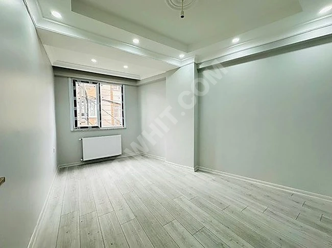 HAS SEBA'da SÖĞÜTLÜÇEŞMEDE DİŞ HAS. ALTINDA 2+1 80m2 SIFIR 1.KAT